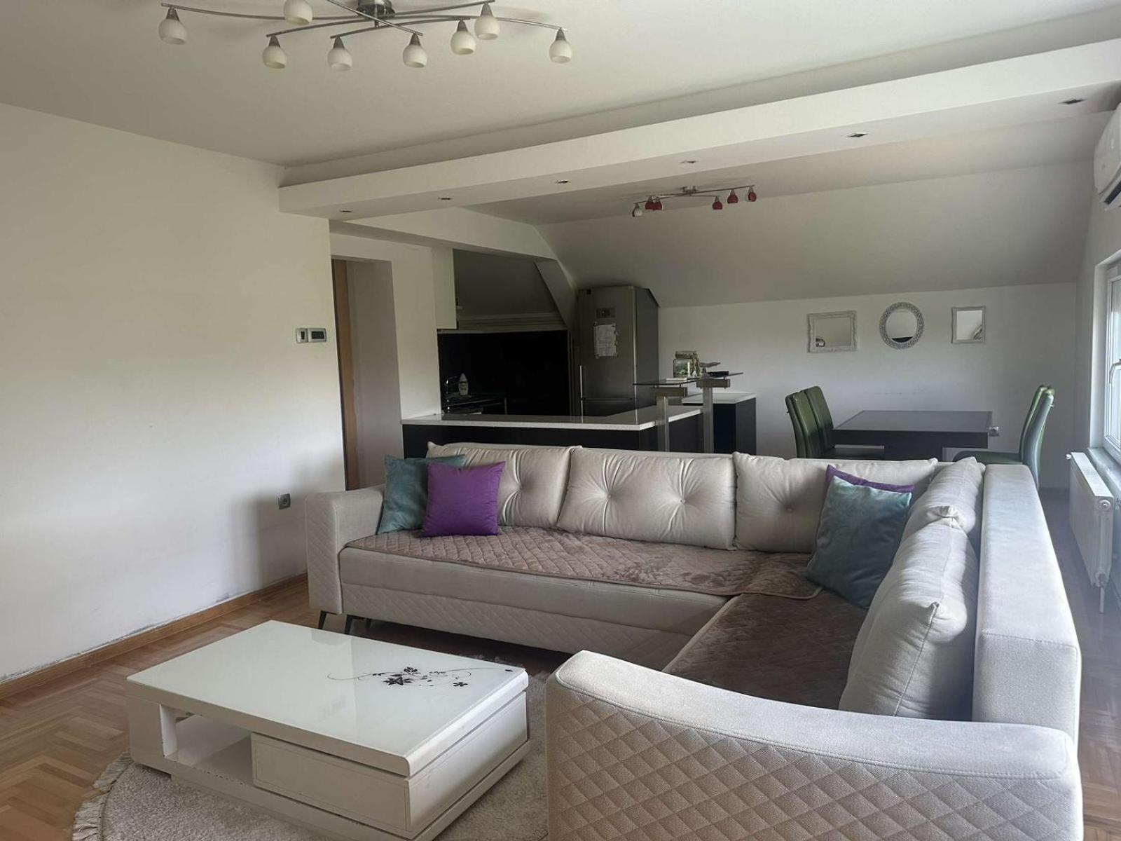 Apartma Armin *