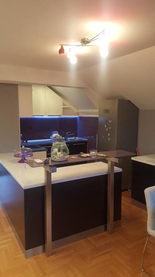 Armin Apartma *